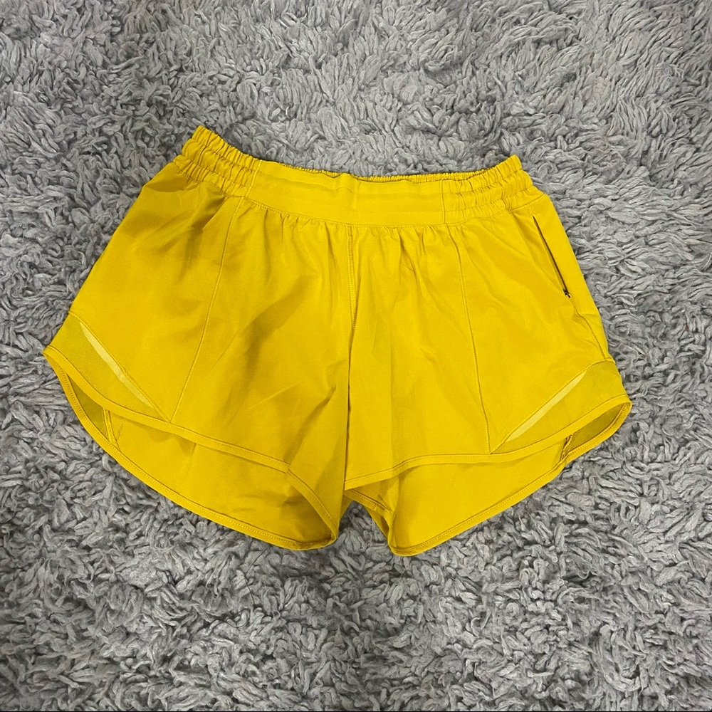 Lululemon 🍋 hotty hot shorts long